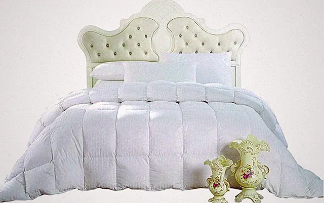 Hypoallergenic Down Comforter, Medium Warmth, 100% Cotton, Full/Queen